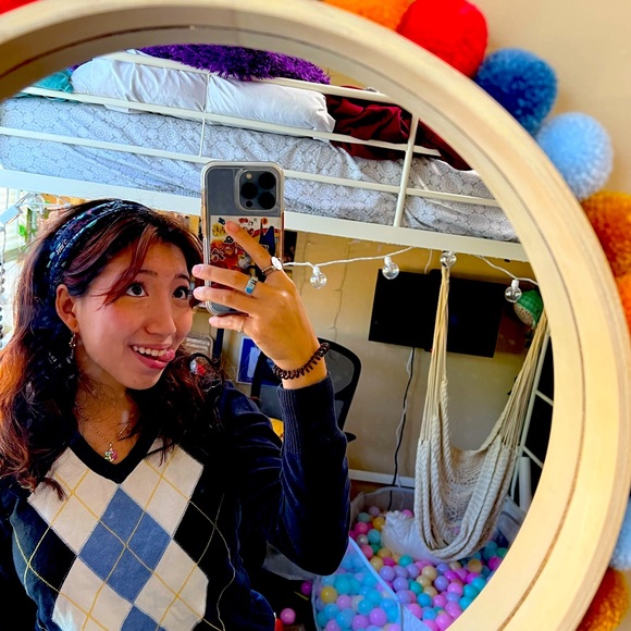 Meet your Posher, Erika - Picture 1 of 1